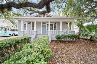 Main picture of 1153 Caroline Ave