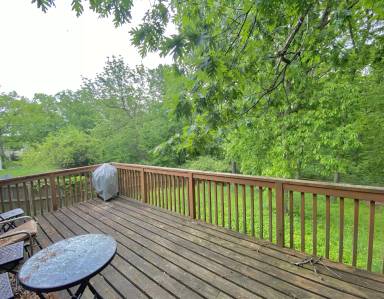 Main picture of 2806 Terry Ln