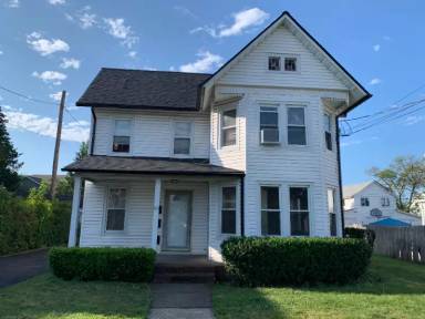 Main picture of 66 Grand Ave