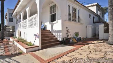 Main picture of 2078 Harrison Ave