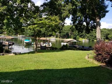 Main picture of 178 Lakeland Rd
