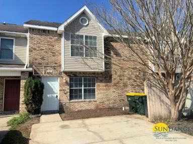Main picture of 27 Chatelaine Cir SE