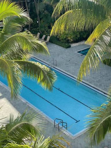 Main picture of Vizcaya Lakes Condo