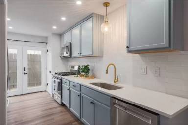 Main picture of Summit Condominiums