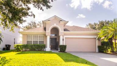 Main picture of 9365 Green Dragon St