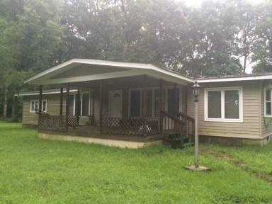 Main picture of 170 Gates Forest Rd