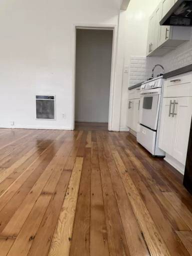 Main picture of 1781 Orchid Ave