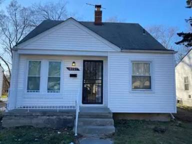 Main picture of 18327 Codding St