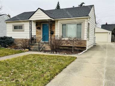 Main picture of 2417 Kalama Ave