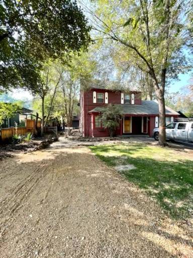 Main picture of 717 NW Georgia Ave