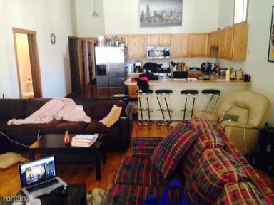 Main picture of 2954 N Racine Ave