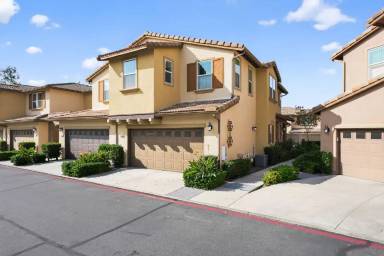 Main picture of 306 Calle Rayo