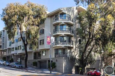 Main picture of 1700 Gough St