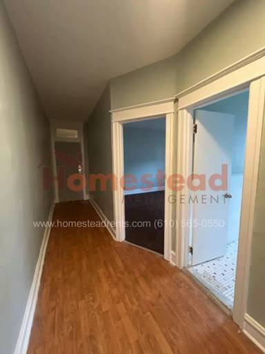 Main picture of 7323 W Chester Pike