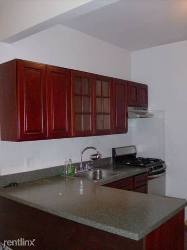 Main picture of 457 Park Pl