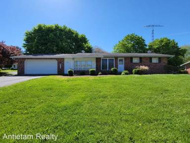 Main picture of 2174 New Franklin Rd