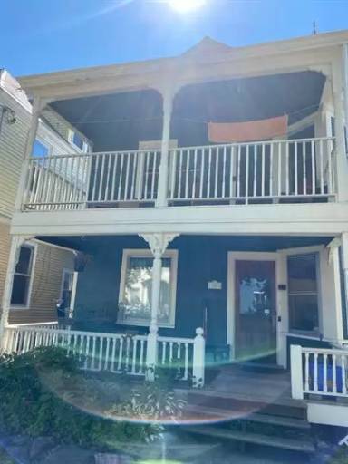 Main picture of 119 N Winooski Ave