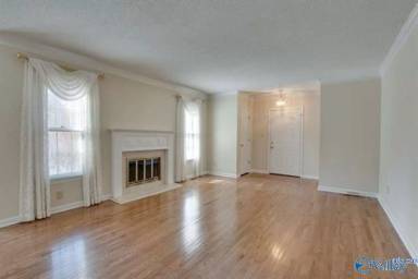 Main picture of 313 Kensignton Ct