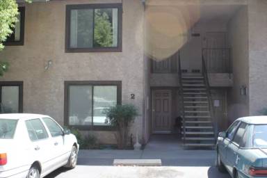 Main picture of 2 Lorayne Ct