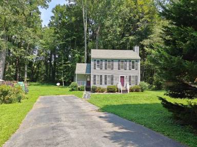 Main picture of 10103 Natural Bridge Rd
