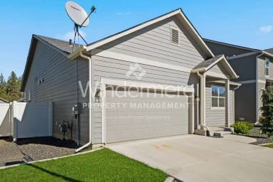Main picture of 1130 E Silver Pine Rd