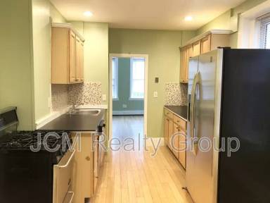 Main picture of 140 Prince St