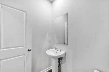 Main picture of 1004 Taylor Ct