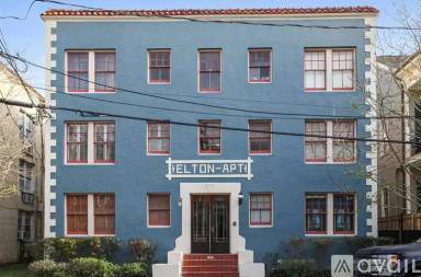 Main picture of 3308 Prytania St
