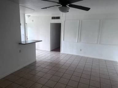 Main picture of 400 Teakwood Dr
