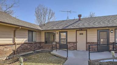 Main picture of 701 6th St