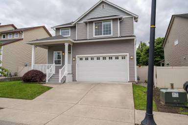 Main picture of 11613 NE 104th St