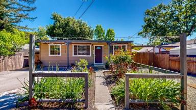 Main picture of 18351 Clayton Ave