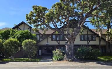 Main picture of 8938 Emperor Ave