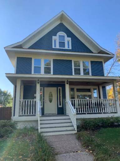 Main picture of 916 Marshall Ave