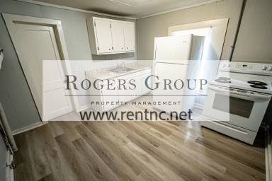 Main picture of 617 Roberson St