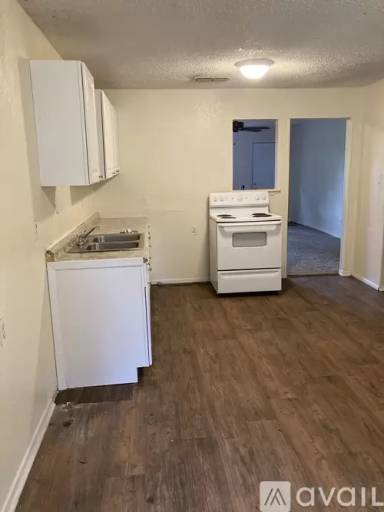 Main picture of 1401 Arvel Cir