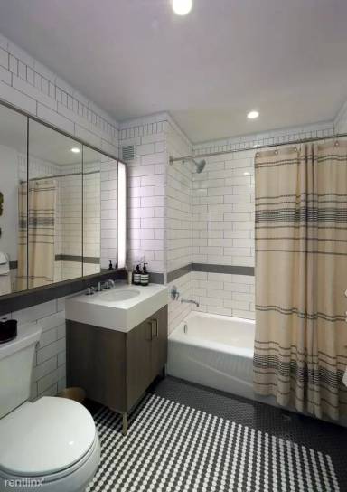 Main picture of Henry Hall Apartments