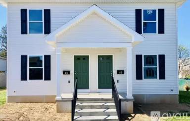 Main picture of 42 W Green St