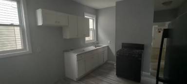 Main picture of 850 Grove St