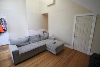 Main picture of 138 Penn St