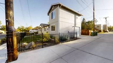 Main picture of 1055 Wilson Ave