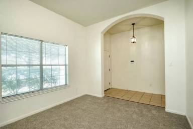 Main picture of 1020 Downridge Dr