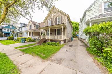 Main picture of 13 Regent St