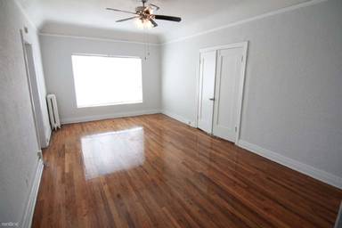 Main picture of 500 S Westmoreland Ave