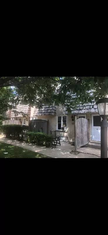Main picture of 24023 W Oak St