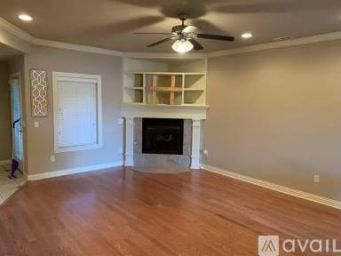 Main picture of 1706 W Kelley Dr