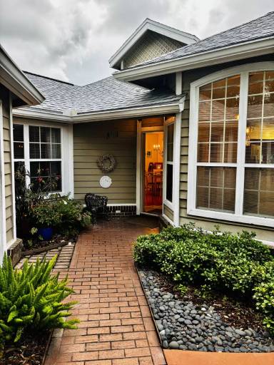 Main picture of 109 Bay Hill Ct