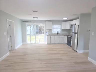 Main picture of 10785 W Spring Cir