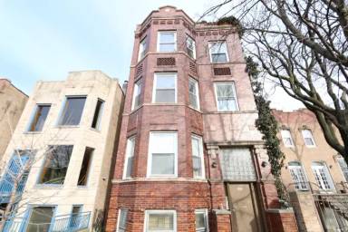 Main picture of 835 S Laflin St