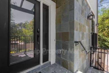 Main picture of 8555 Kediaman Ave